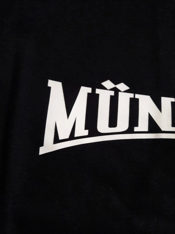 schwarzes T-Shirt München FCB Südkurve 