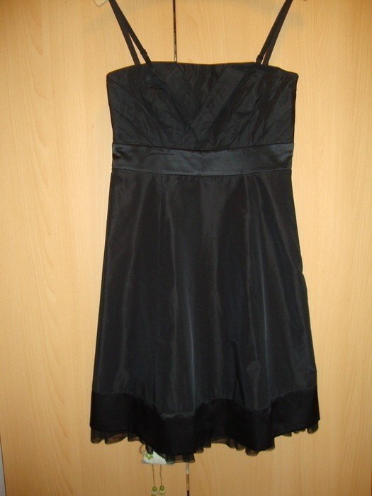 schwarzes elegantes Kleid von Esprit Cocktailkleid Konfirmation Hochzeit