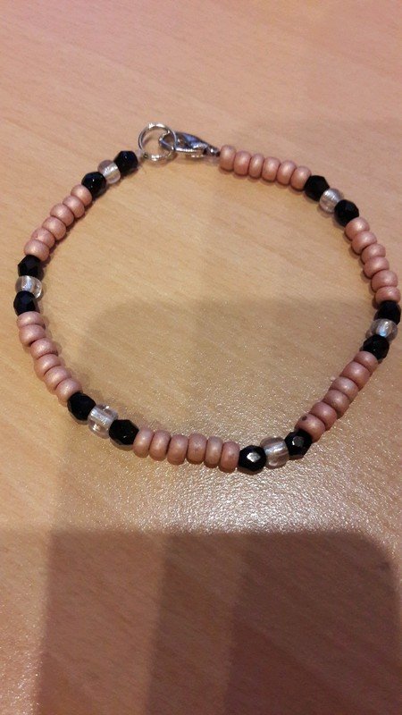 Perlenarmband Handmade