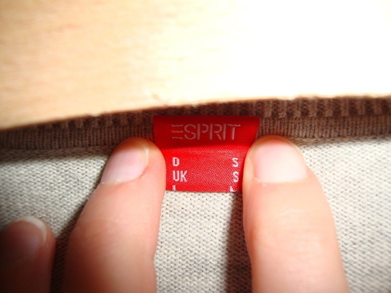 Graumelierter Pulli mit V-Ausschnitt von Esprit Strickpullover
