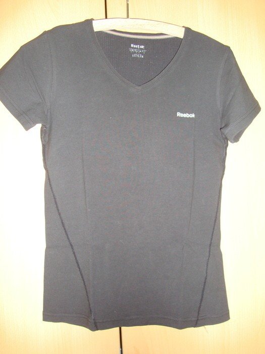 Schwarzes T-Shirt von Reebok
