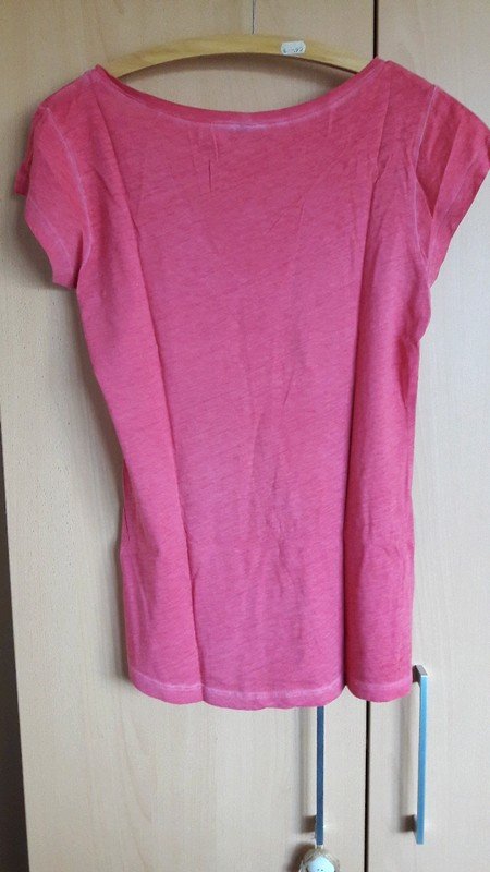 T-shirt in Rot mit Pailletten oversize