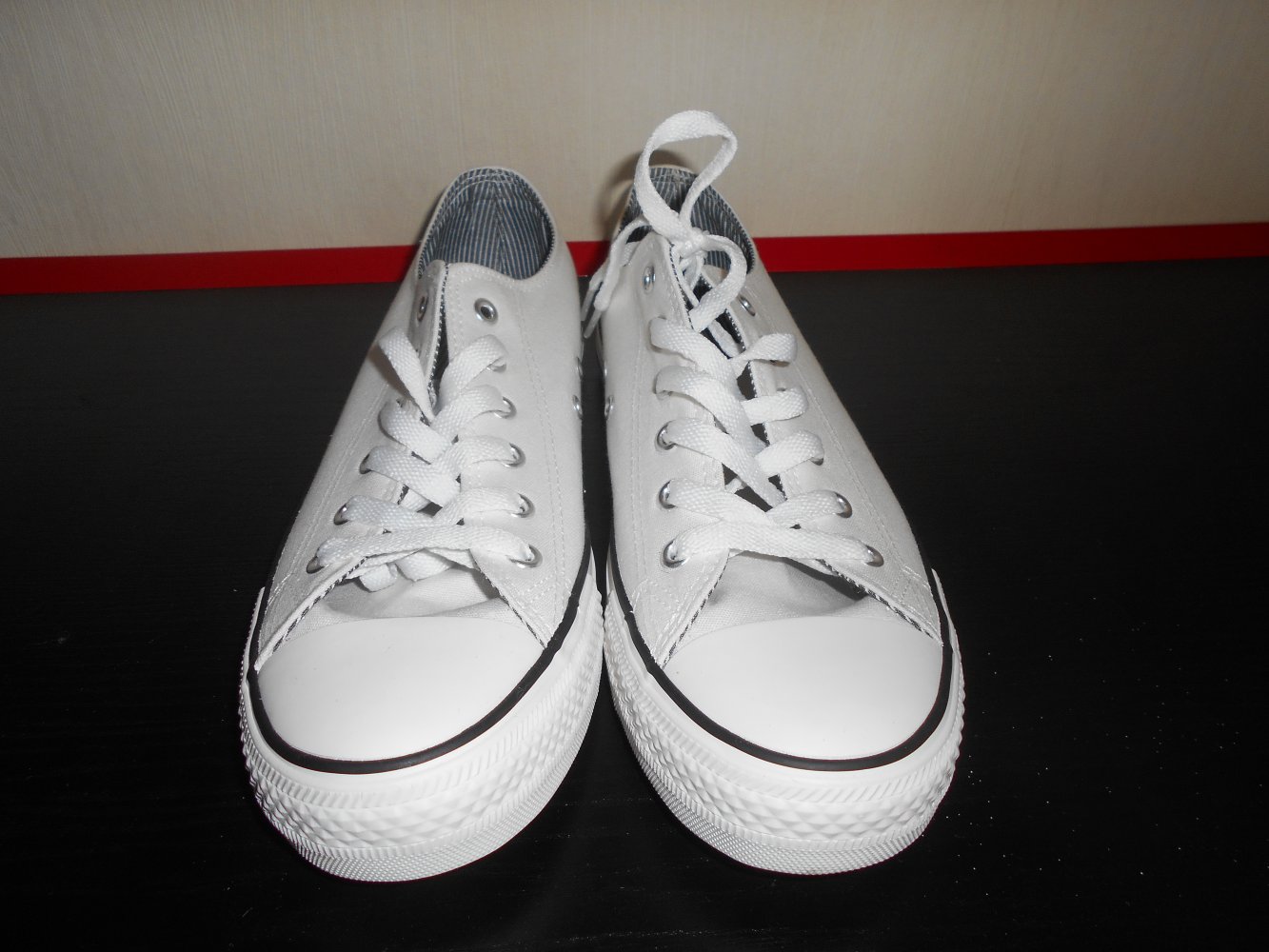 Turnschuh NEU