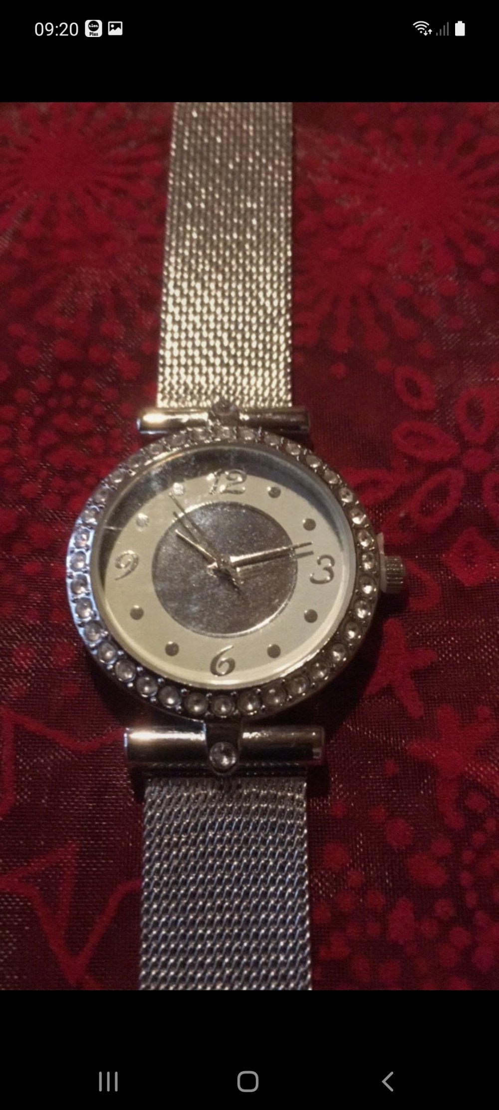 Eine wunderschöne Uhr 