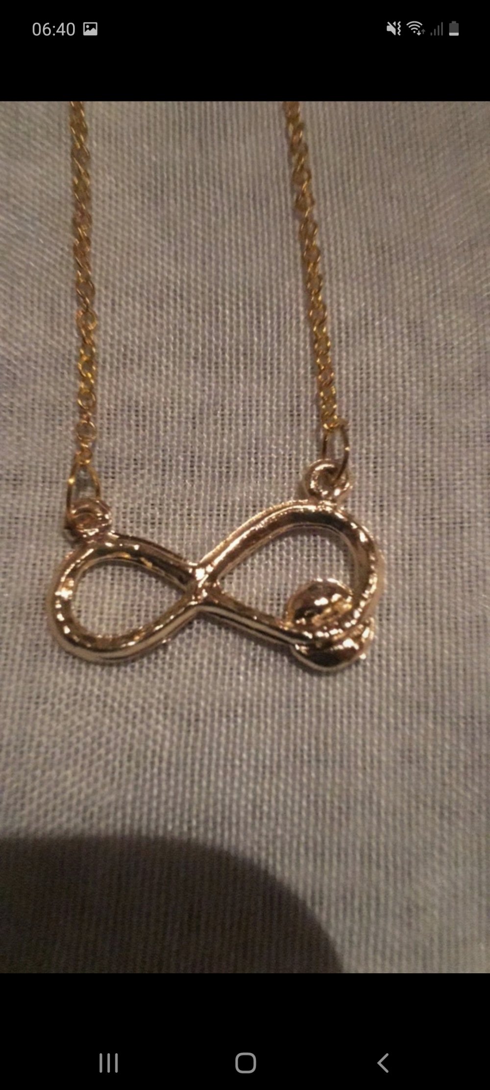 Eine Unendlichkeit,  Kette,  Modeschmuck 