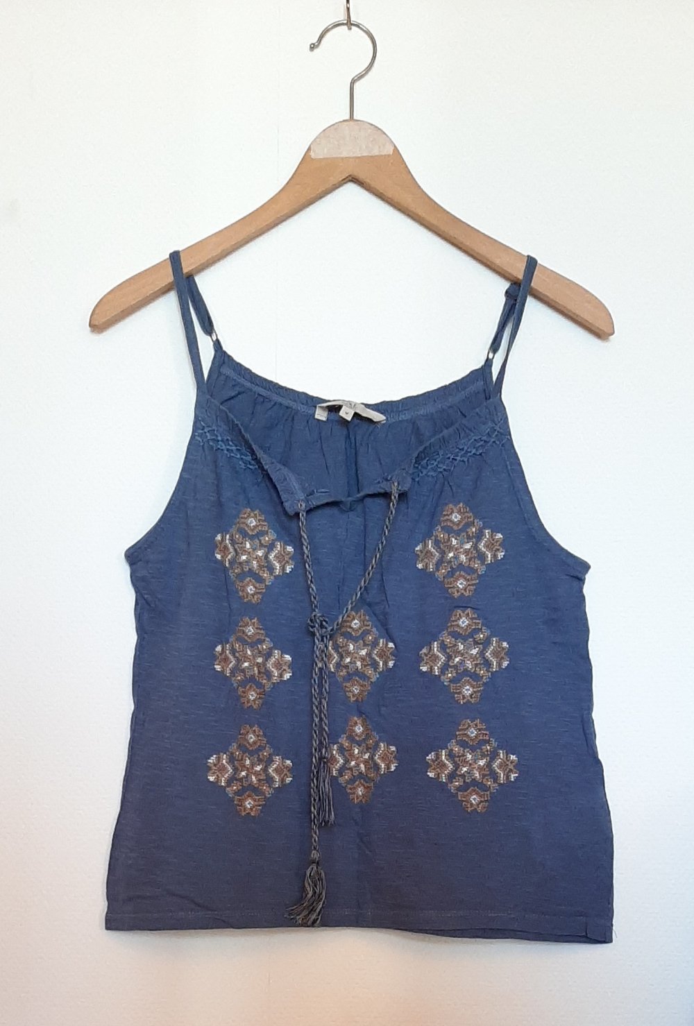 Blaues Top