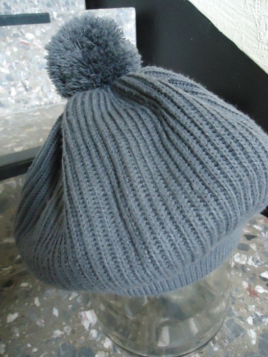 Mütze mit Bommel 
