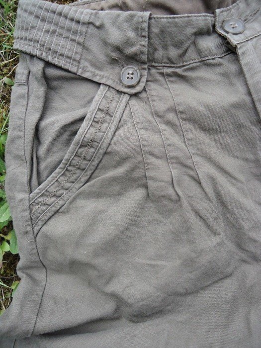 Knielanger Hose