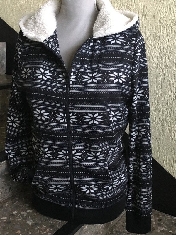Weiche Norweger Kapuzensweatjacke mit Teddyfutter