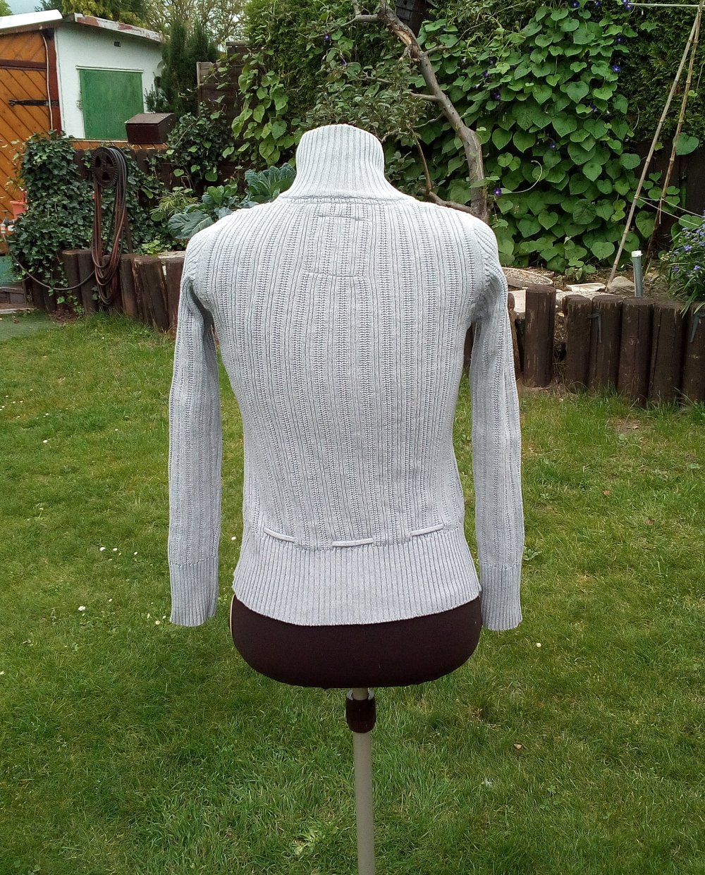 Strickjacke LOGG