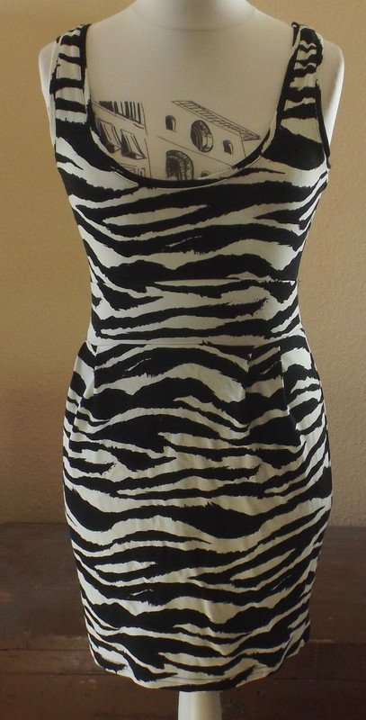 H & M, Stretchkleid, Schwarz-Weiß, Gr. 40, wie Neu!