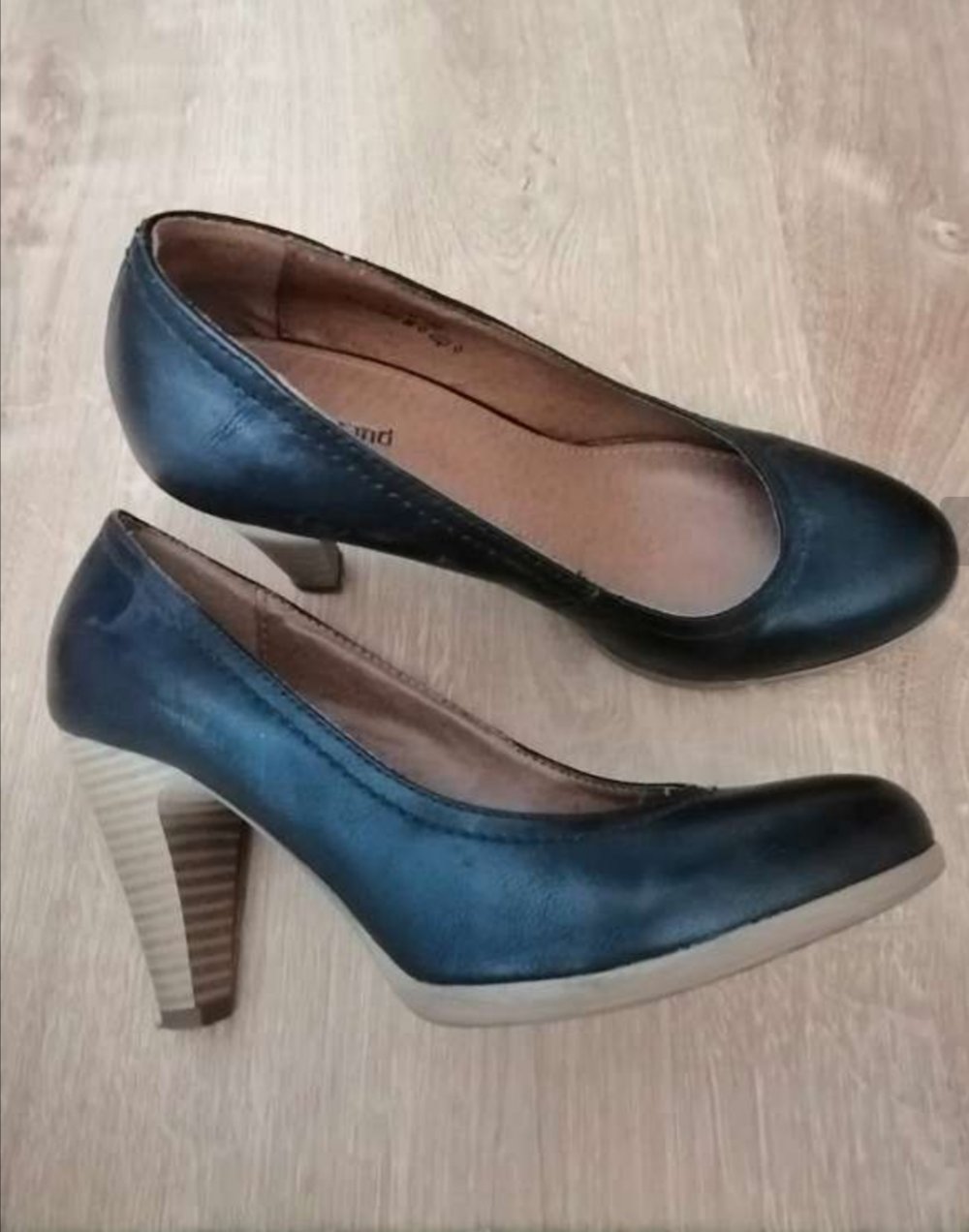 Pumps 