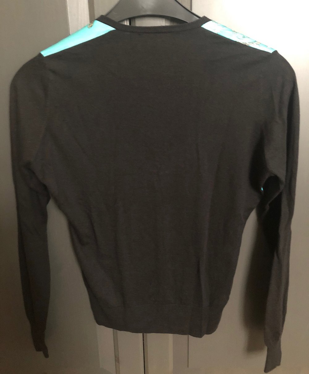 Süße, leichte Strickjacke für den Frühling von Allude! Neuwertig!