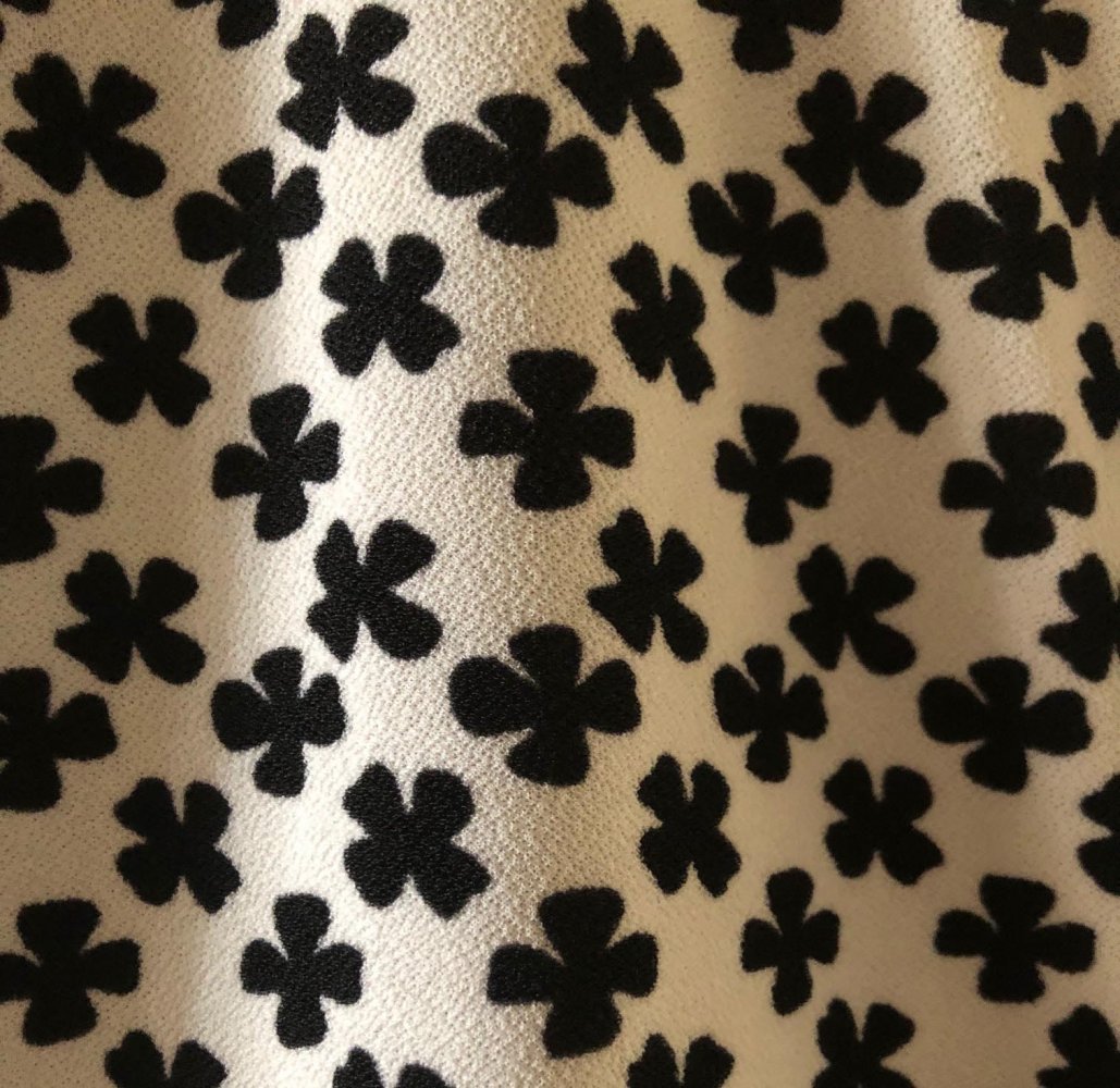 Süßes Sommerkleid, schwarz/weiß. Neu!
