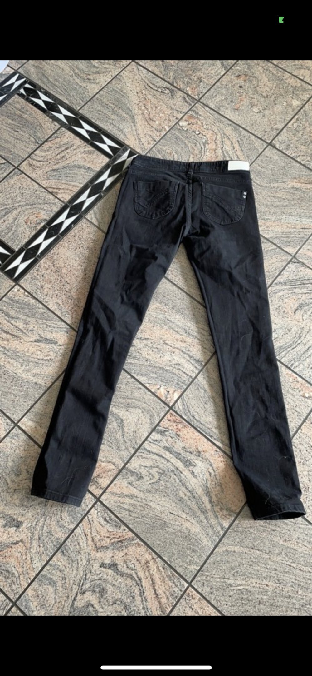 Schwarze Jeans 