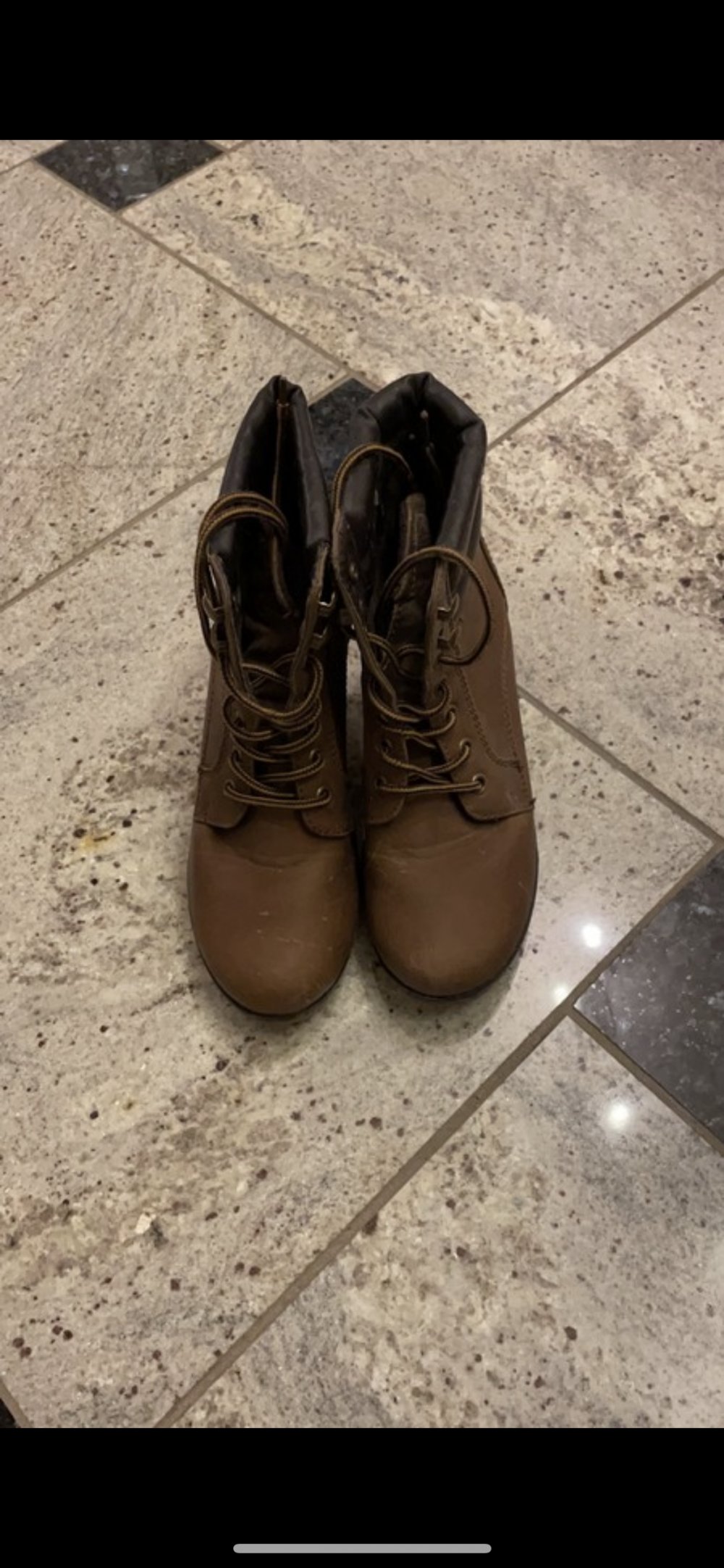 Keilabsatz Stiefel