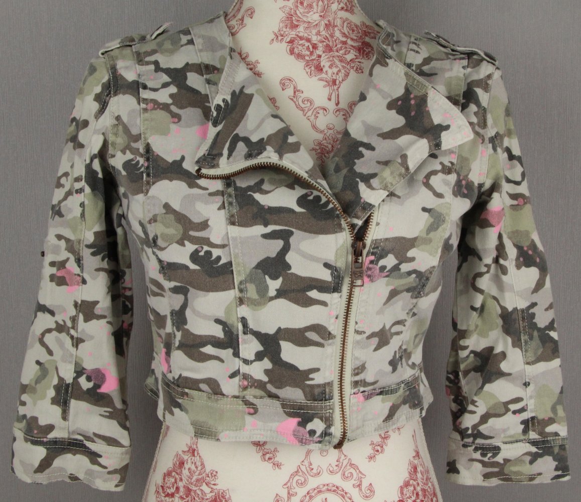 Kurzjacke Jacke kurz Camouflage Camo Tarnfarben grün pink Jeansjacke Jeans denim Denimjacke Gr 36
