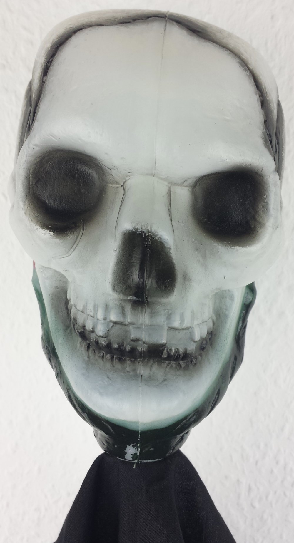 Kostüm Totenkopf leuchtend schwarz Halloween Karneval Fasching Verkleiden Kinderkostüm Kind Frau Mann Herr Dame gruselig