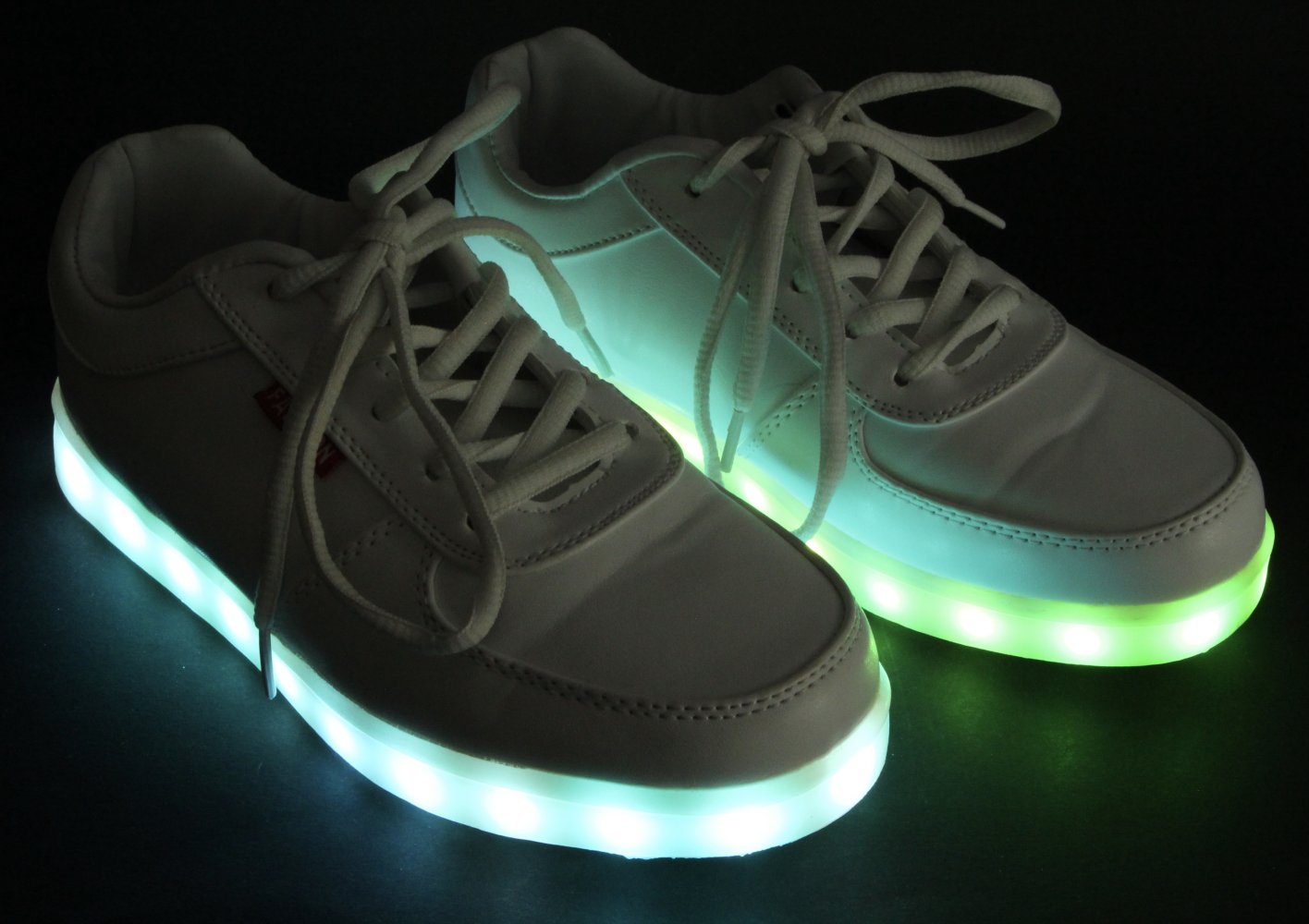 LED-Schuhe Frauen Männer Gr-öße 35 36 leuchtend Sneaker weiß Schuhe Gr Größe Licht unisex LED Farbwechsel 