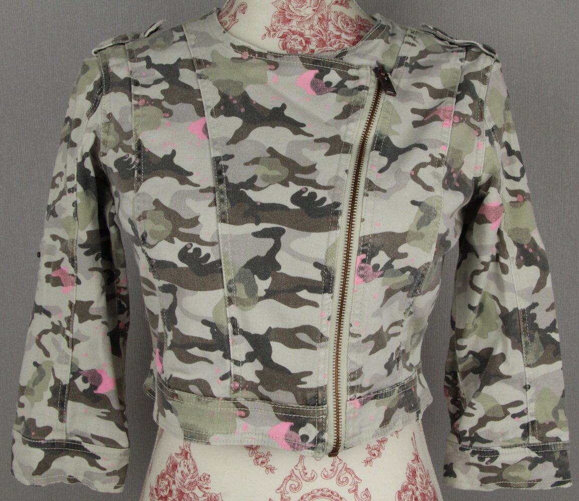 Kurzjacke Jacke kurz Camouflage Camo Tarnfarben grün pink Jeansjacke Jeans denim Denimjacke Gr 36