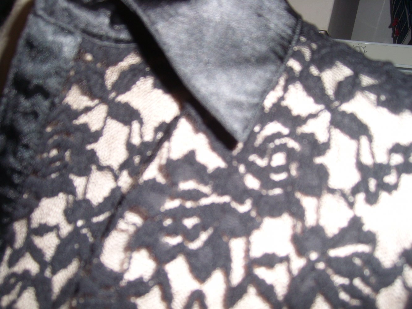 Schwarze Spitzenbluse