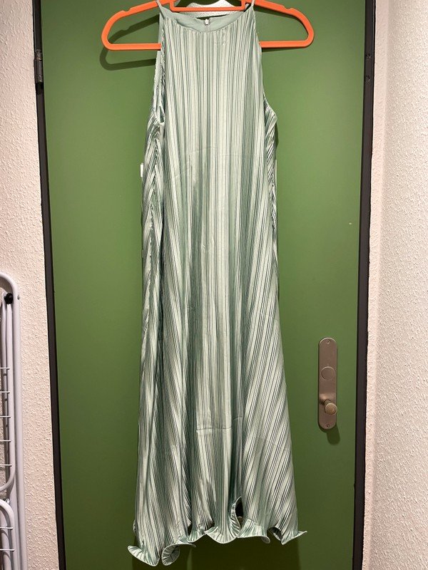 Midi Kleider in A-Linie mit fester Taille
