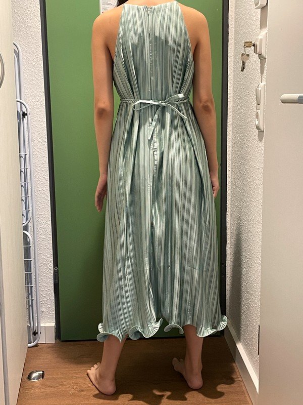 Midi Kleider in A-Linie mit fester Taille