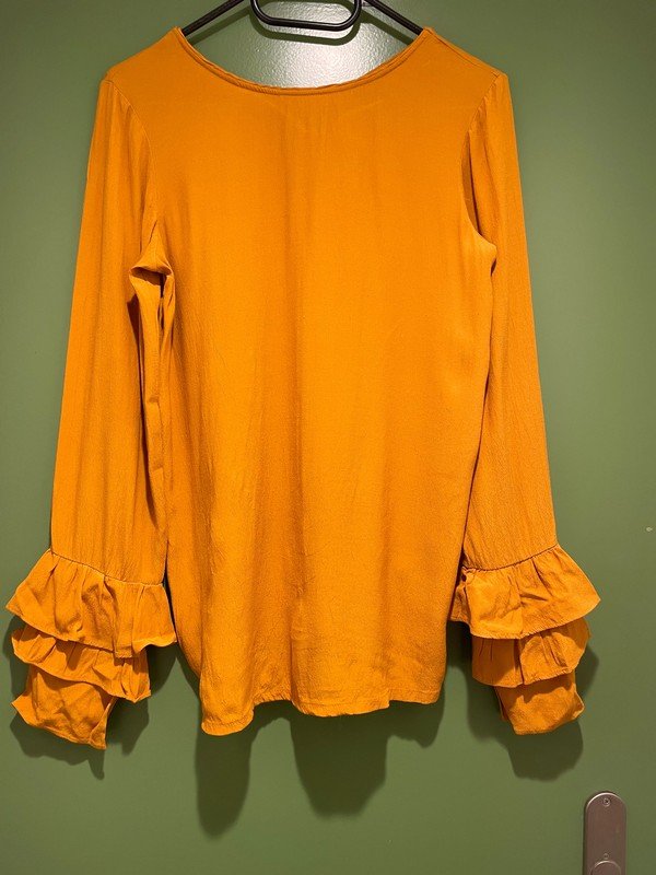 Kontrast Bluse mit Rüschen-detail