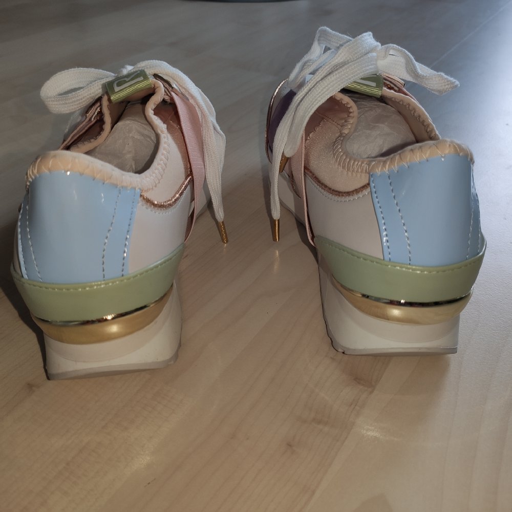River Island Sneaker 39 neu