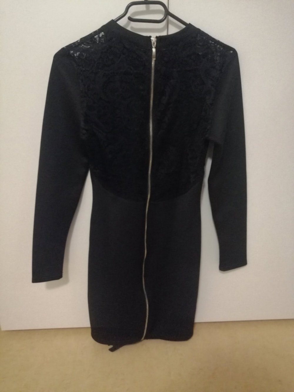 Spitzkleid