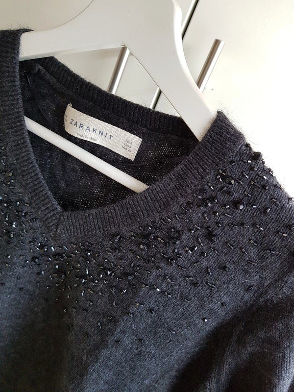 Flauschiger Strickpullover von Zara