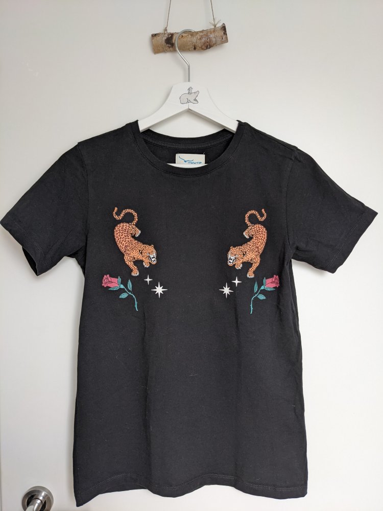 T-Shirt mit Raubkatzenmotiv von Twintip