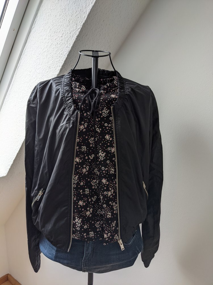 Sportliche Blousonjacke von Pink