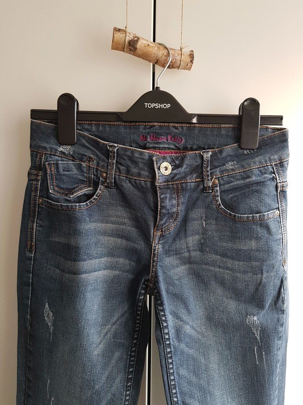 Jeans im Used-Look von NoName
