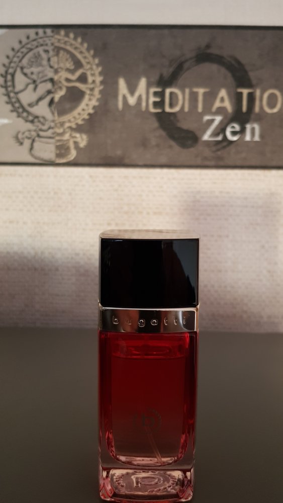 #Bugatti Eau de Parfum Eleganza Rossa