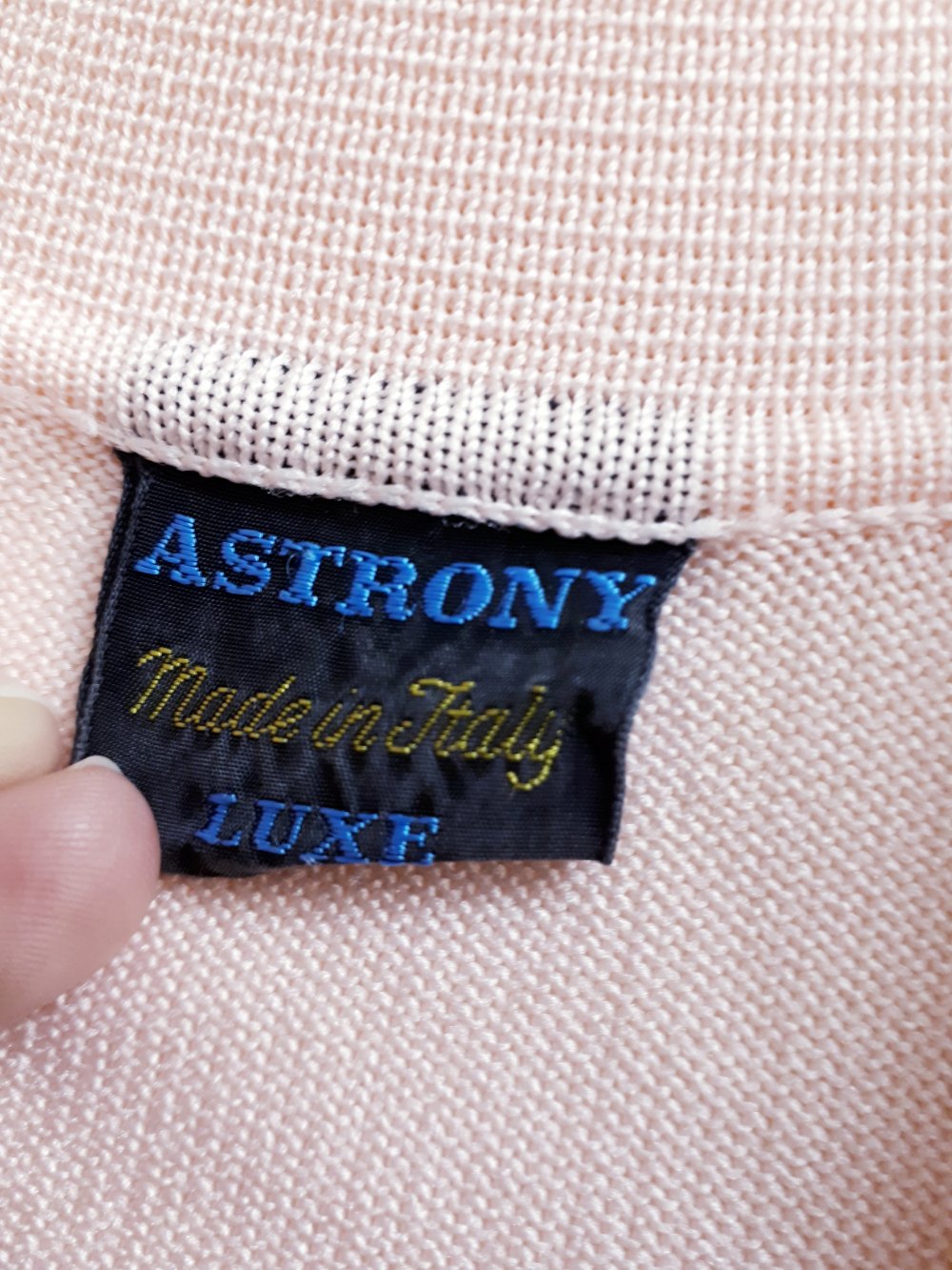 Rosane Strickjacke Echtvintage Marke Astrony Luxe Made in Italy Größe 46 eher 42