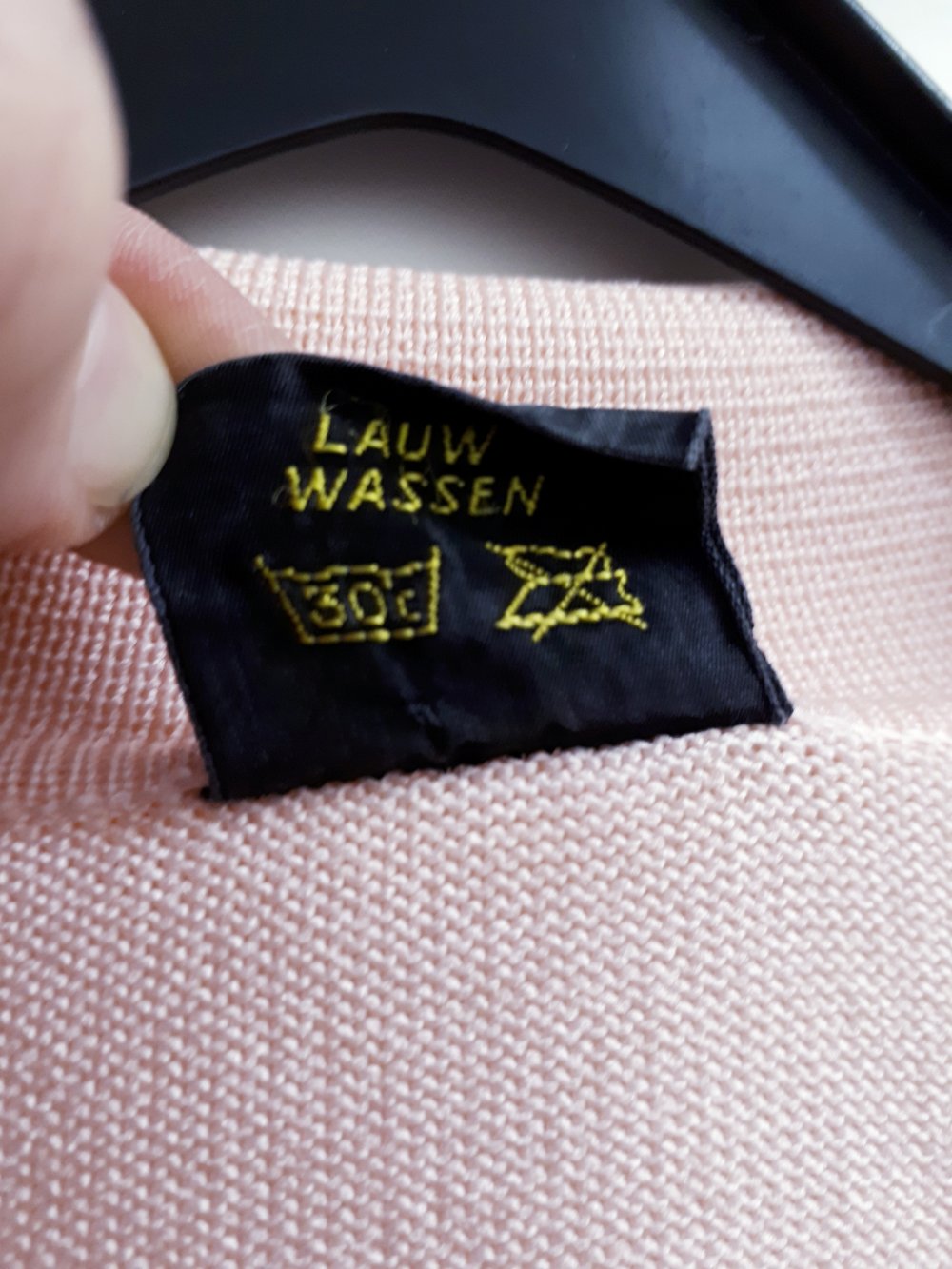 Rosane Strickjacke Echtvintage Marke Astrony Luxe Made in Italy Größe 46 eher 42