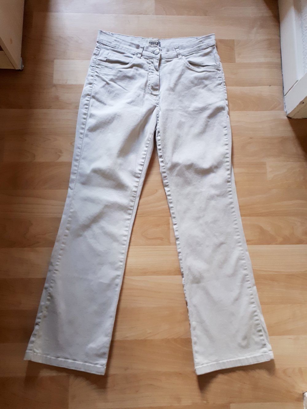 Helle Damenhose Größe 20 40 M L beige creme Marke Yessica C&A Hose Schlaghose Kurzgröße