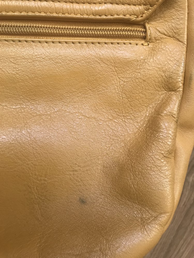 Handtasche