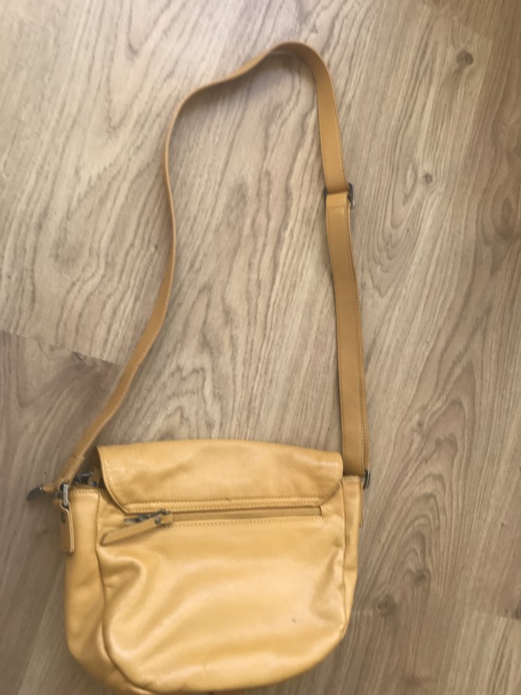 Handtasche