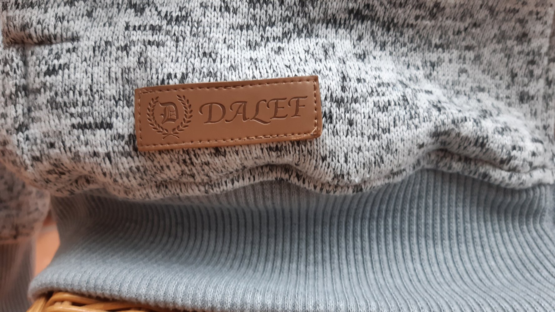 Warme KapuzenJacke Zipperstyle