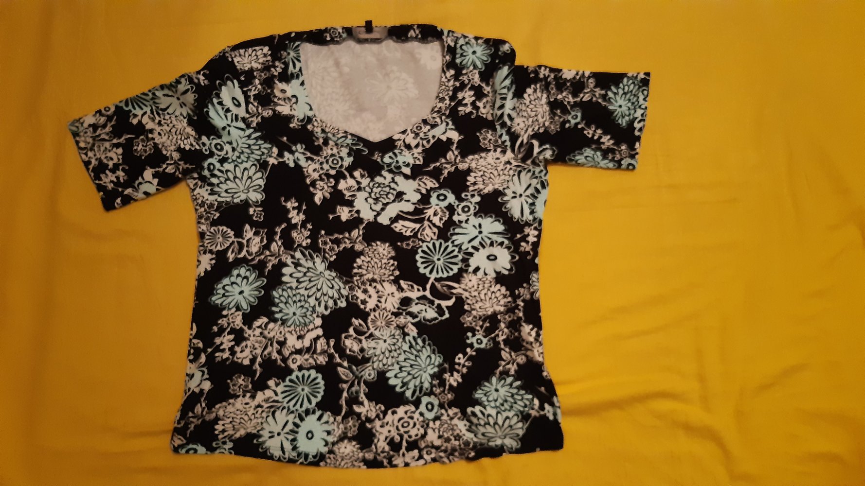 Bluse mit floralem Design