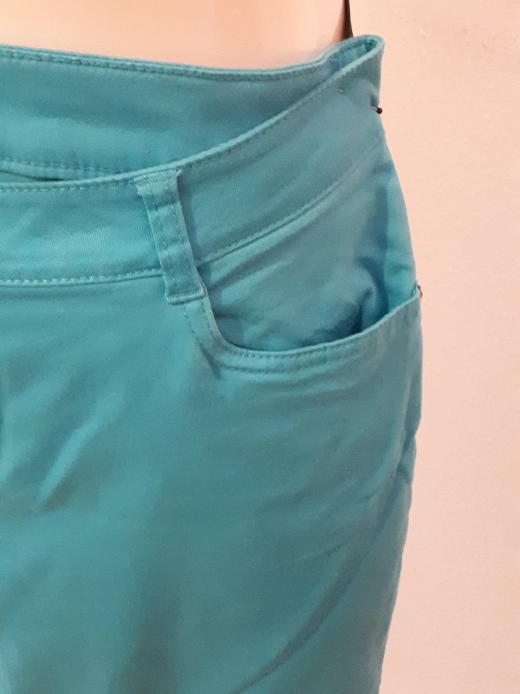 türkise 3/4 Hose