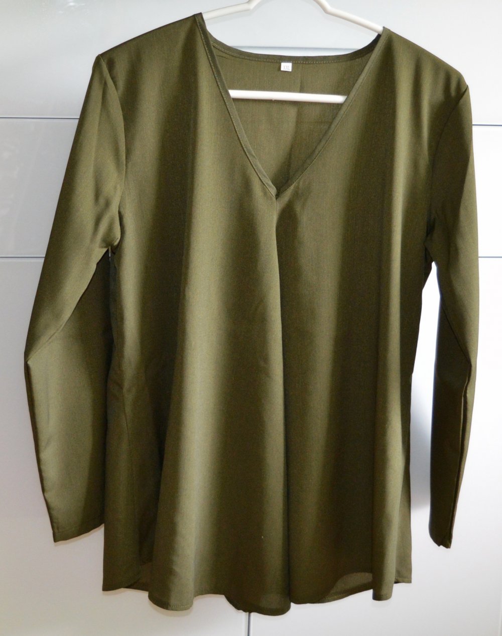 Schickes Langarm Damen Shirt, Größe L, Farbe Khaki,
