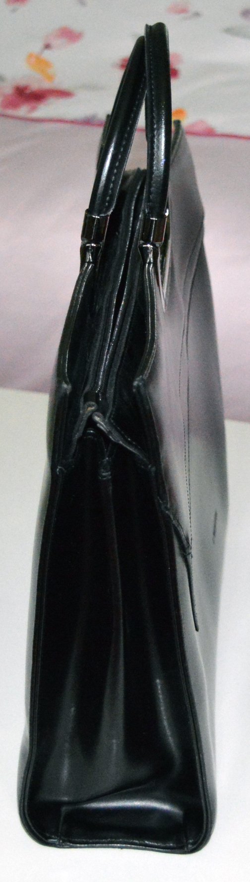 Tolle Damen Lederhandtasche, Aktenhandtasche, C. Valentino