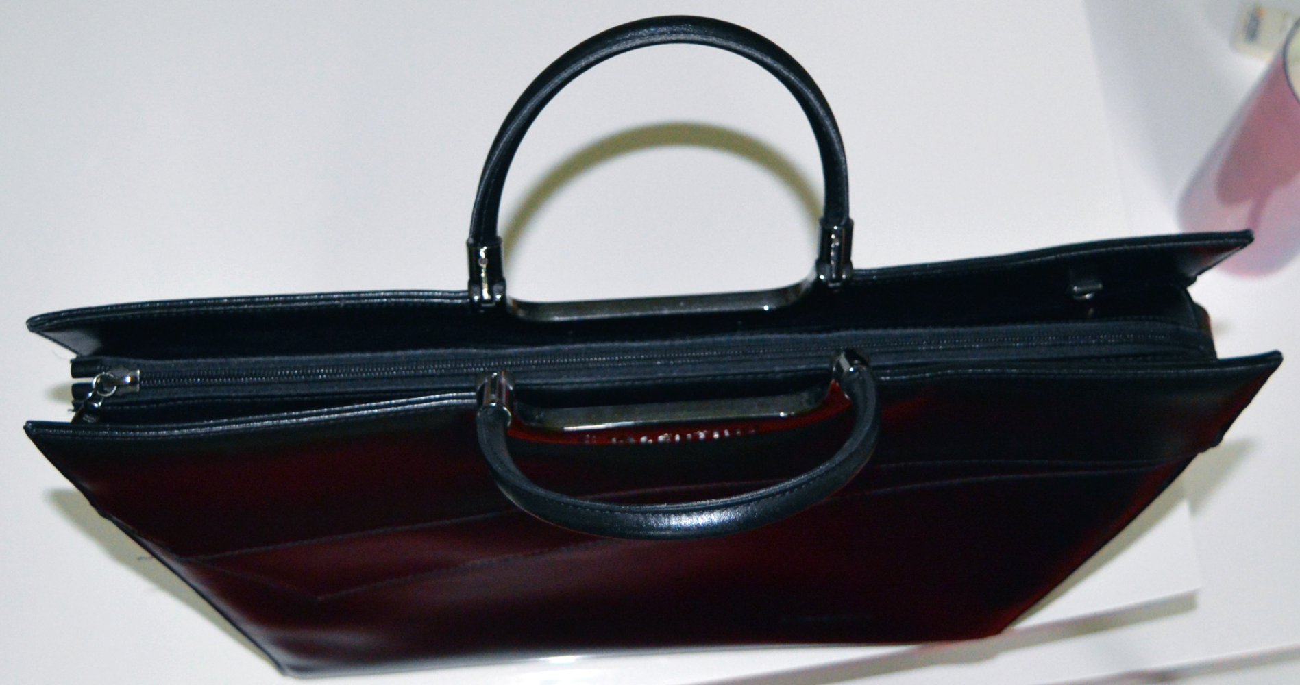 Tolle Damen Lederhandtasche, Aktenhandtasche, C. Valentino