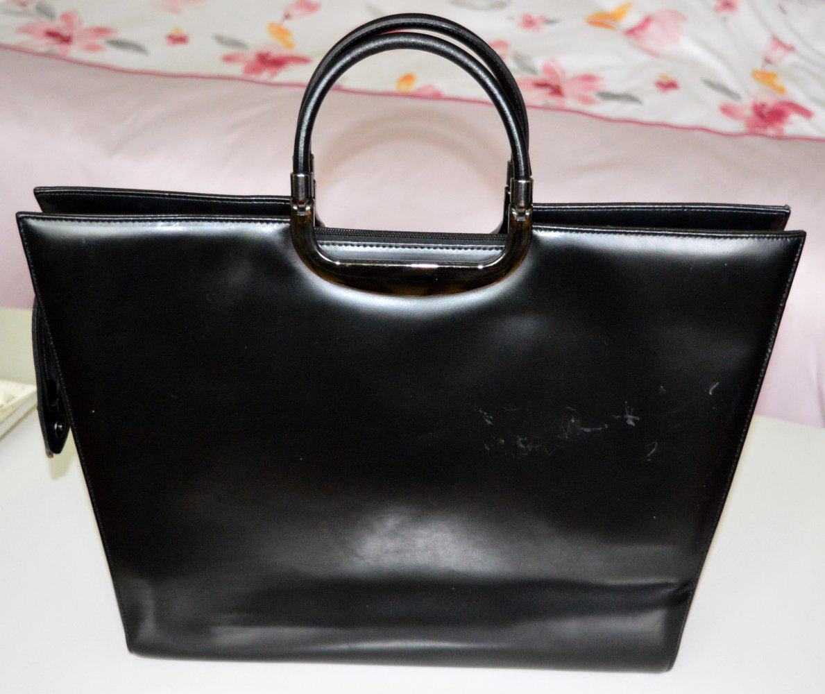 Tolle Damen Lederhandtasche, Aktenhandtasche, C. Valentino