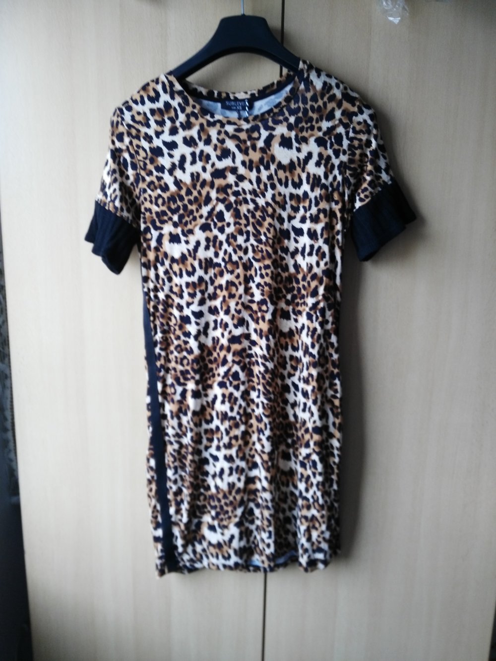 Tolles getigertes Kleid