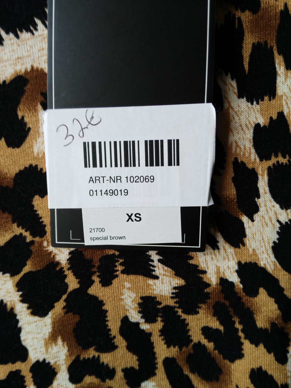 Tolles getigertes Kleid