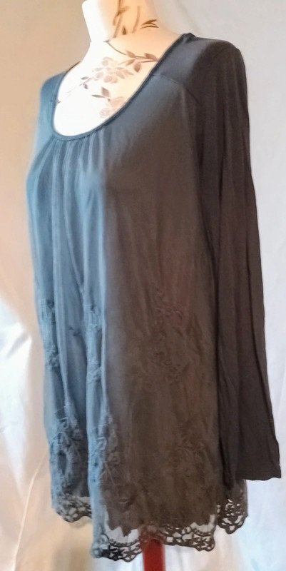 Street One Damen Tunika Spitzenshirt Bluse Gr.42 grau